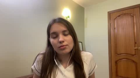 beulanavia online show from August 7, 7:58 pm
