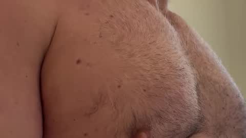 bfree121 online show from June 4, 12:36 am