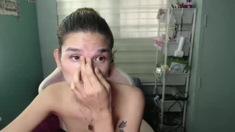 bheefuck52 online show from June 2, 4:04 am