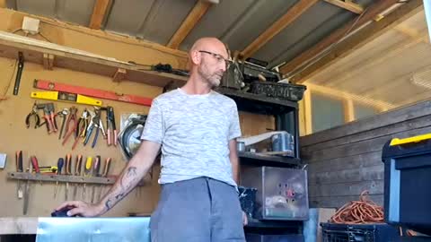 David online show from August 12, 9:11 am