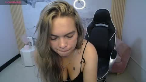 Bianca online show from August 1, 4:57 pm
