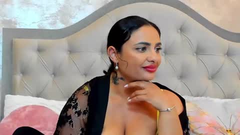 Bianca Vale online show from August 9, 12:17 pm