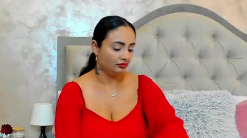Bianca Vale online show from August 12, 5:32 am