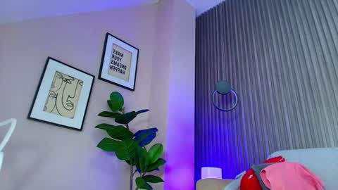 biancaa__18 online show from August 10, 6:42 pm