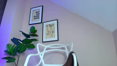 biancaa__18 online show from August 11, 2:08 pm