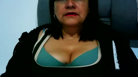 biancasteel online show from August 10, 10:55 pm