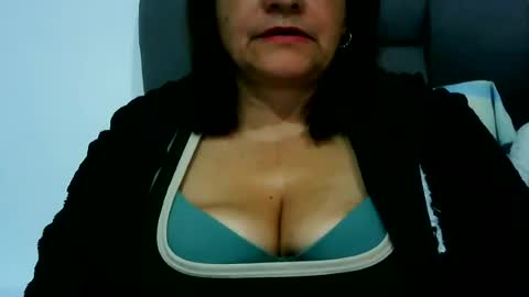 biancasteel online show from August 11, 12:12 am