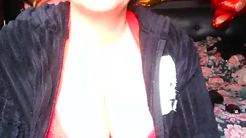 biancasteel online show from August 11, 8:11 pm