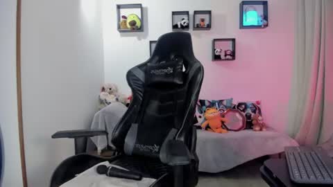 Biancastrong online show from August 11, 4:36 am