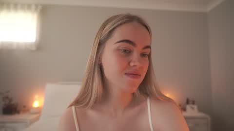 Bibi To see me again join my Twitter to know when Ill be back online show from July 26, 3:44 am