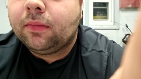 bienguero online show from August 7, 1:49 am