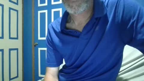 big9inchsnake online show from July 9, 8:58 pm