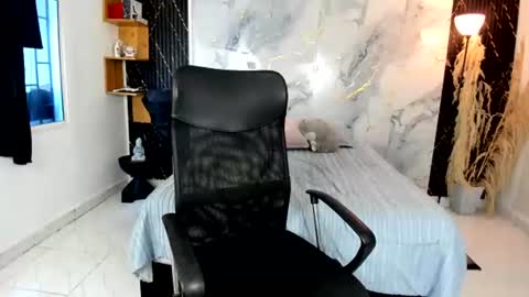 big_boss699 online show from August 5, 6:17 pm