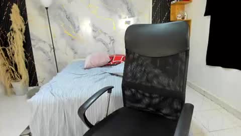 big_boss699 online show from August 11, 2:02 am