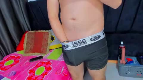 big_dicktop23 online show from August 13, 1:30 am
