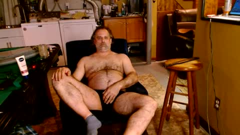 Straight Dave online show from August 10, 6:04 am