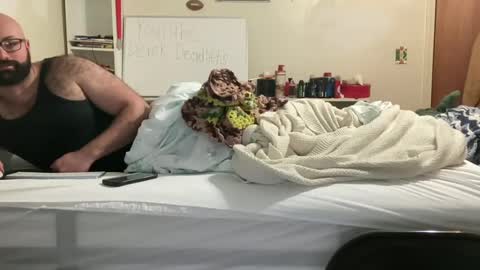 Mr. Muscle Monster online show from May 11, 2:58 am