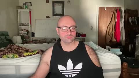 Mr. Muscle Monster online show from June 8, 9:10 pm