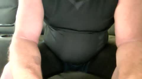 bigballls59 online show from June 3, 12:25 am
