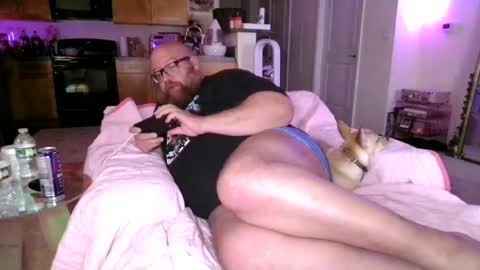 BigBear4Cuddles online show from June 16, 1:15 am