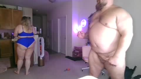 BigBear4Cuddles online show from June 16, 2:21 am