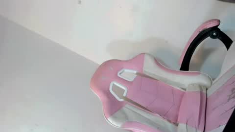 kendra online show from August 13, 3:48 pm