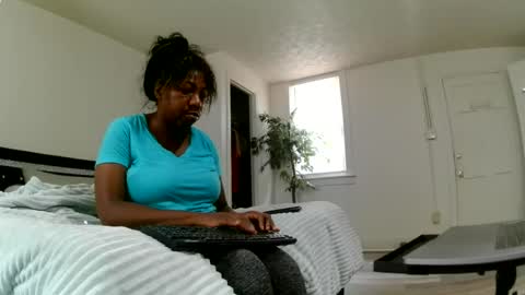 Ashley online show from August 14, 6:11 pm