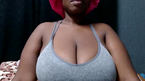bigboobsbitchx online show from June 6, 4:35 pm