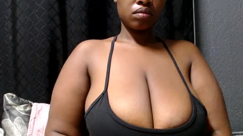 bigboobsbitchx online show from June 16, 1:48 am