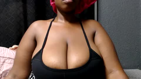 bigboobsbitchx online show from June 16, 5:11 pm