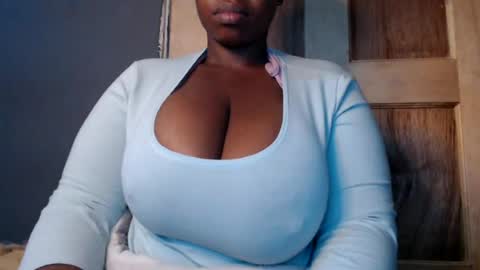 bigboobsbitchx online show from August 14, 9:35 am