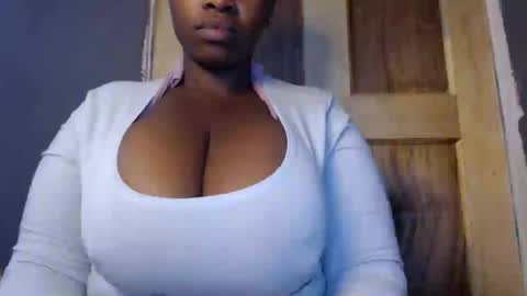 bigboobsbitchx online show from August 14, 10:41 am