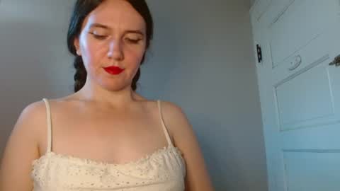 Isabella online show from July 31, 8:25 pm
