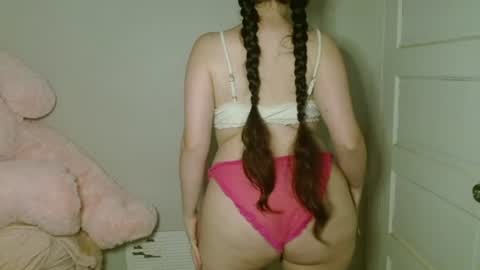 Isabella online show from August 2, 3:13 am