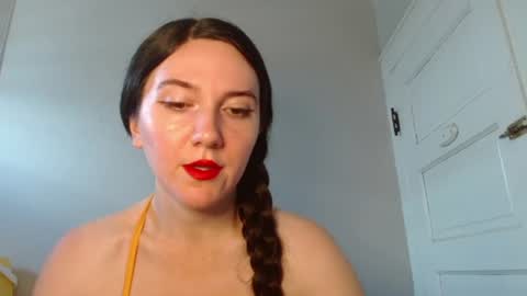 Isabella online show from August 7, 5:46 pm