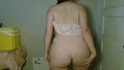 Isabella online show from August 10, 10:44 pm