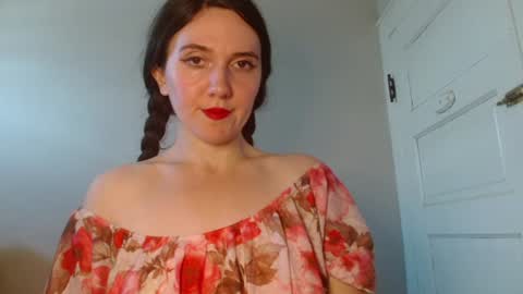 Isabella online show from August 15, 5:50 pm