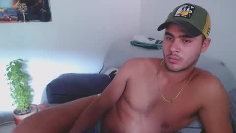 bigcock2815 online show from May 11, 6:10 pm