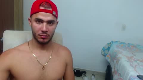 bigcock2815 online show from August 18, 4:29 am