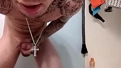 bigcockpapi97597355 online show from June 17, 5:45 pm
