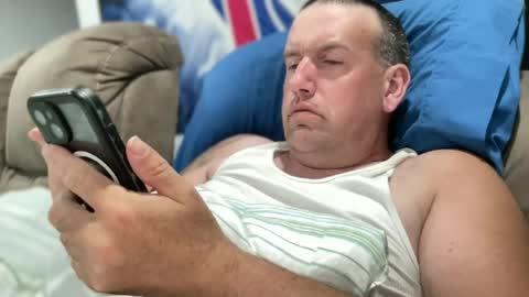 bigcocksuckingslut online show from June 29, 12:03 am