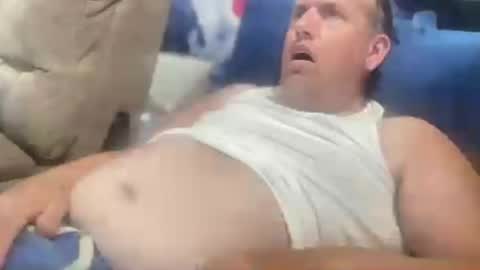 bigcocksuckingslut online show from August 8, 1:05 am