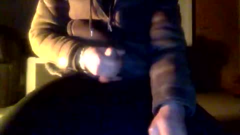 bigdickdangles472924 online show from March 8, 9:10 pm