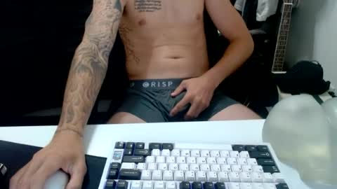 bigdickdilly71 online show from August 2, 10:28 pm