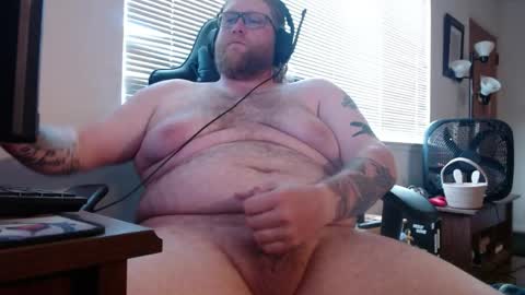 bigdickpat209 online show from April 17, 1:01 am
