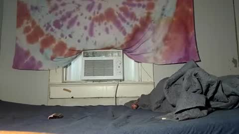 Thugged Out Hippie Tgirl online show from April 15, 10:39 pm