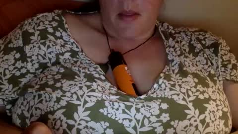 bigdoublee online show from May 31, 9:22 am