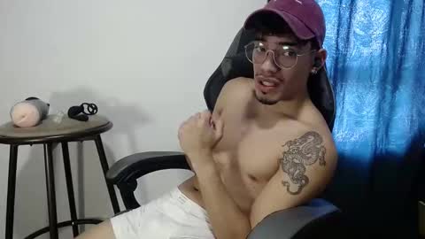BigDragonBoy online show from April 16, 5:31 pm