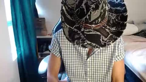 BigDragonBoy online show from April 16, 6:37 pm
