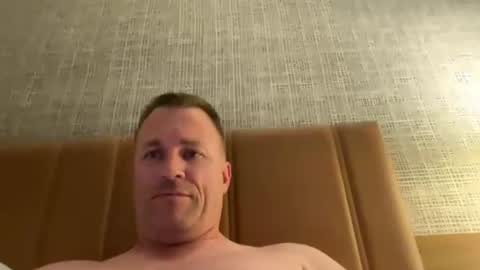 bigger22332233 online show from August 17, 6:18 am